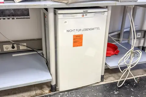 Réfrigérateur Comfee, défectueux