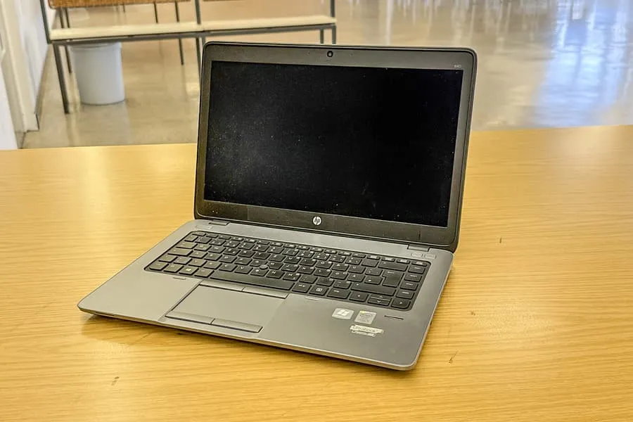 Ноутбук HP EliteBook 840