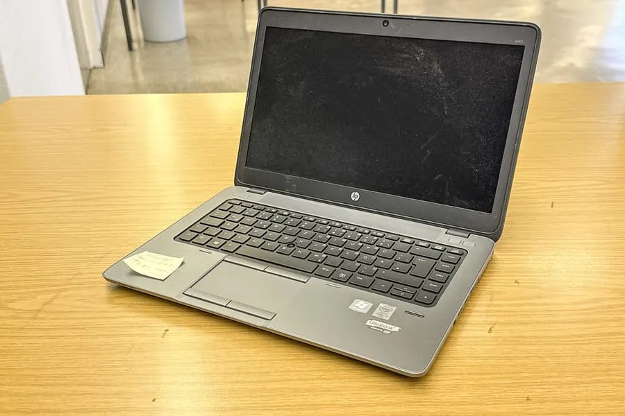 Ordinateur portable HP EliteBook 840