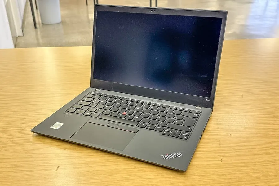 Ordinateur portable Lenovo ThinkPad T14s Gen2