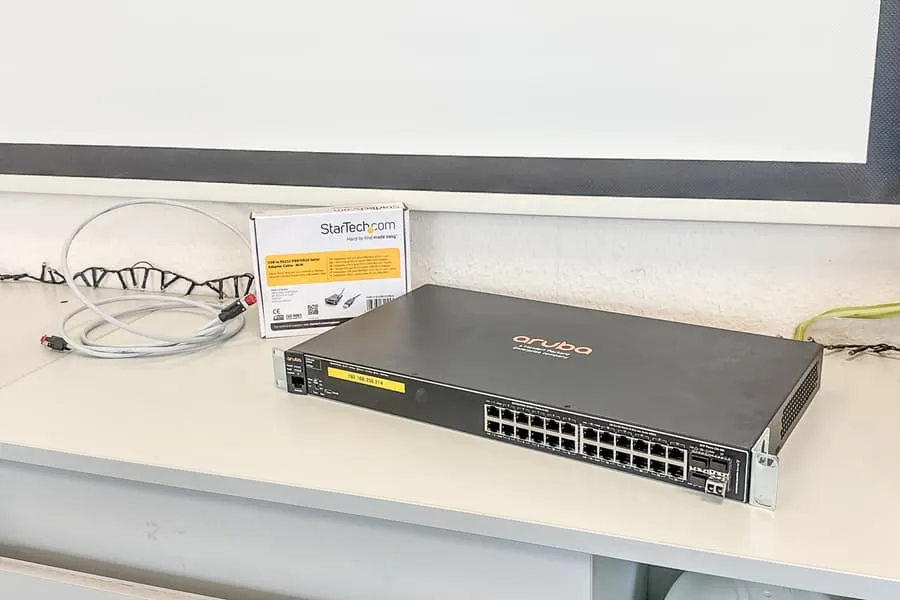 Коммутатор Aruba J9776A 2530-24G