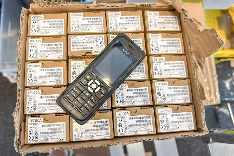 Doos met draadloze telefoons NEC G577