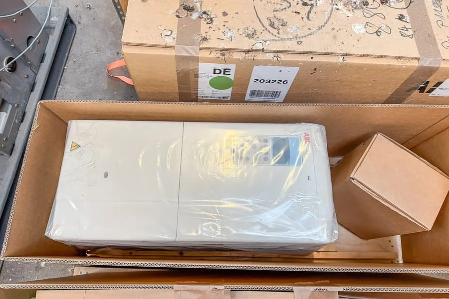 Frequency converter ABB ACS 800-01-0135-3+P90