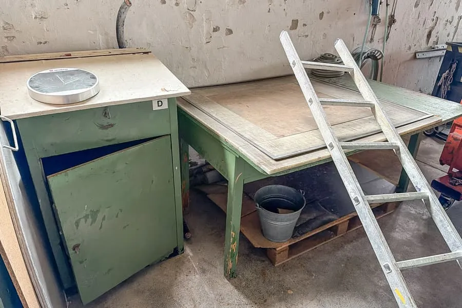 Pupitre et table de travail