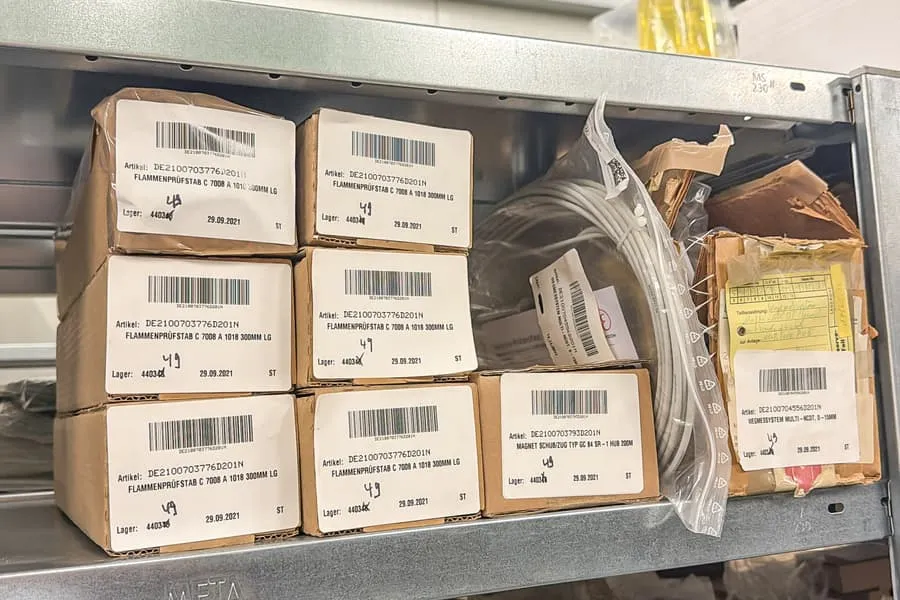 Lot of flame test rods