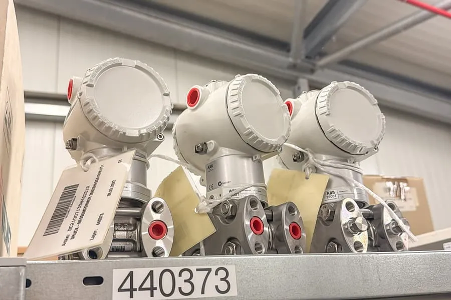 3 преобразователя измерительных ABB