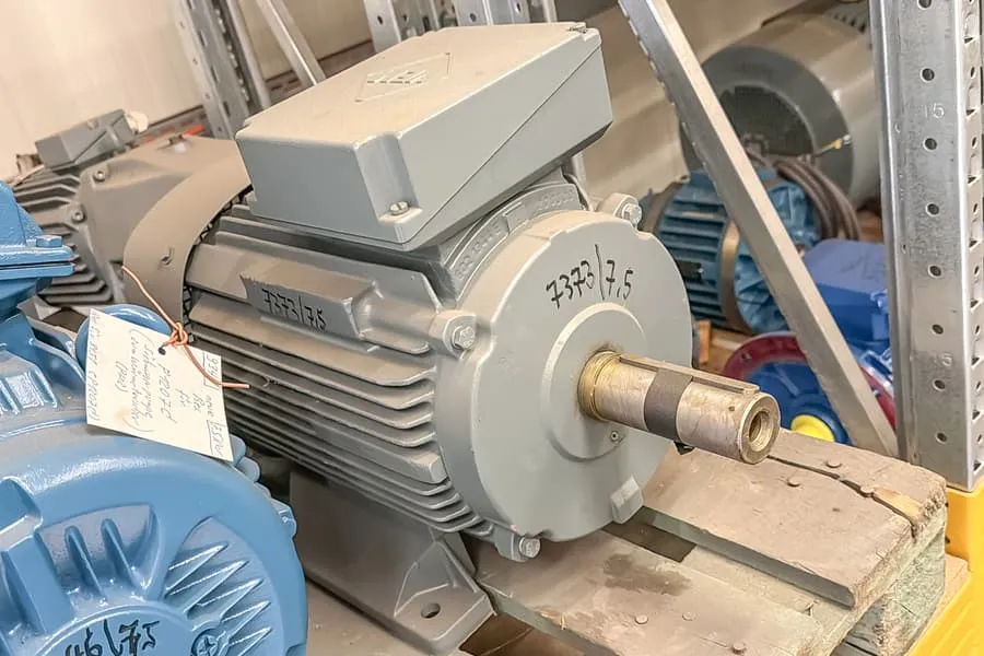 Three-phase motor VEM K11R 160M