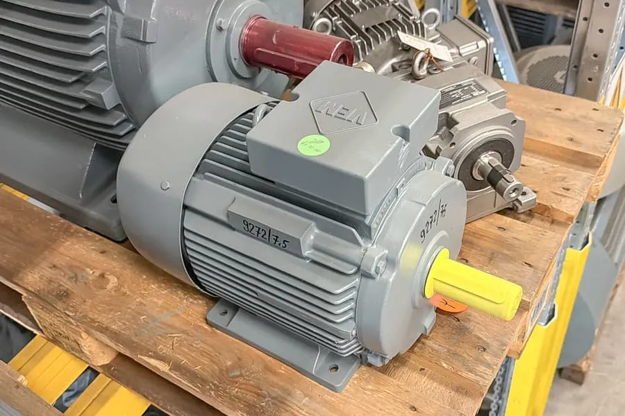 Asynchronní motor Vem K21R 132M 4