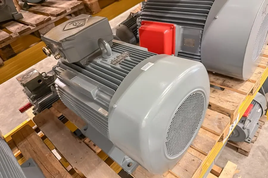 Niederspannungs Asynchronmotor VEM KU1R 200M