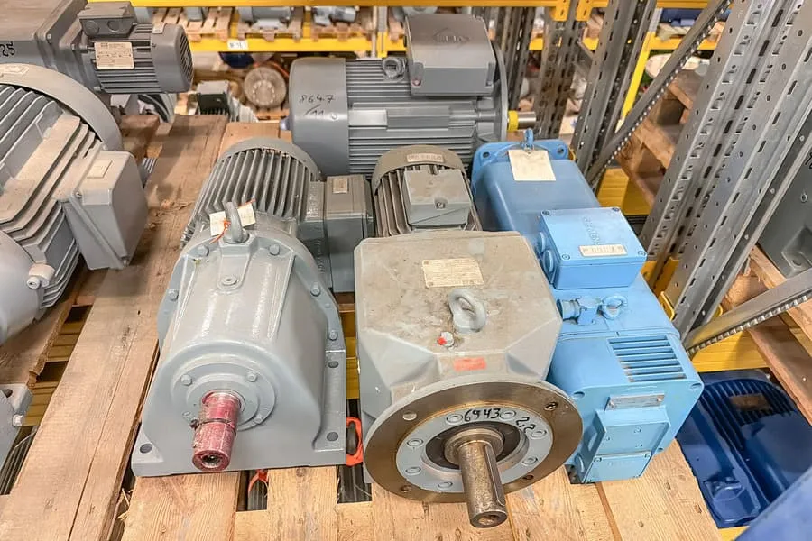 4 Elektromotoren