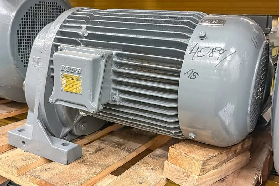 Trojfázový převodový motor Bauer D 5A410E/429