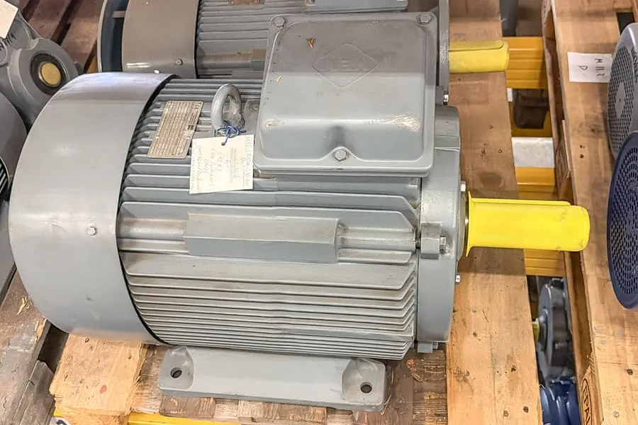 Elektromotor VEM K11R 225 M6