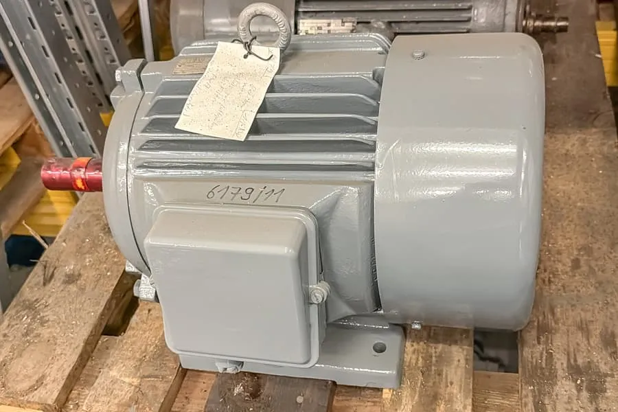 Moteur électrique HEW L 160M