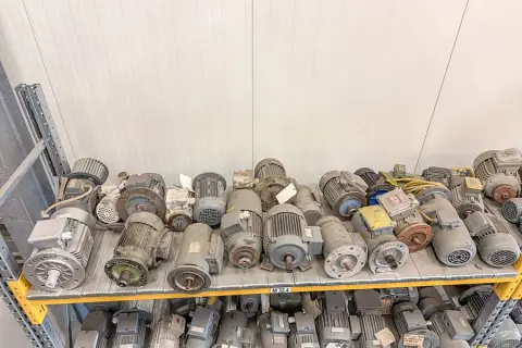 23 Elektromotoren