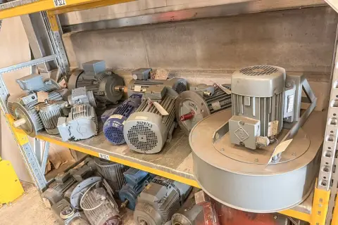 10 Elektromotoren