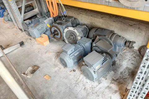9 Elektromotoren