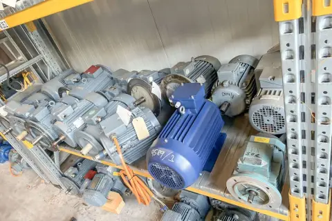 17 Elektromotoren