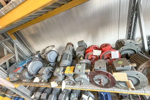 17 Elektromotoren
