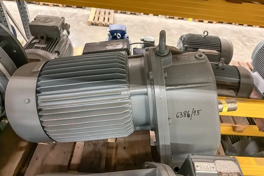 Bauer elektrische tandwielmotor