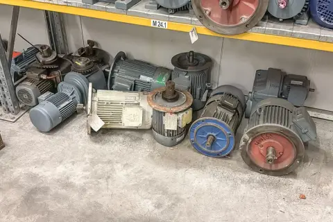 9 Elektromotoren